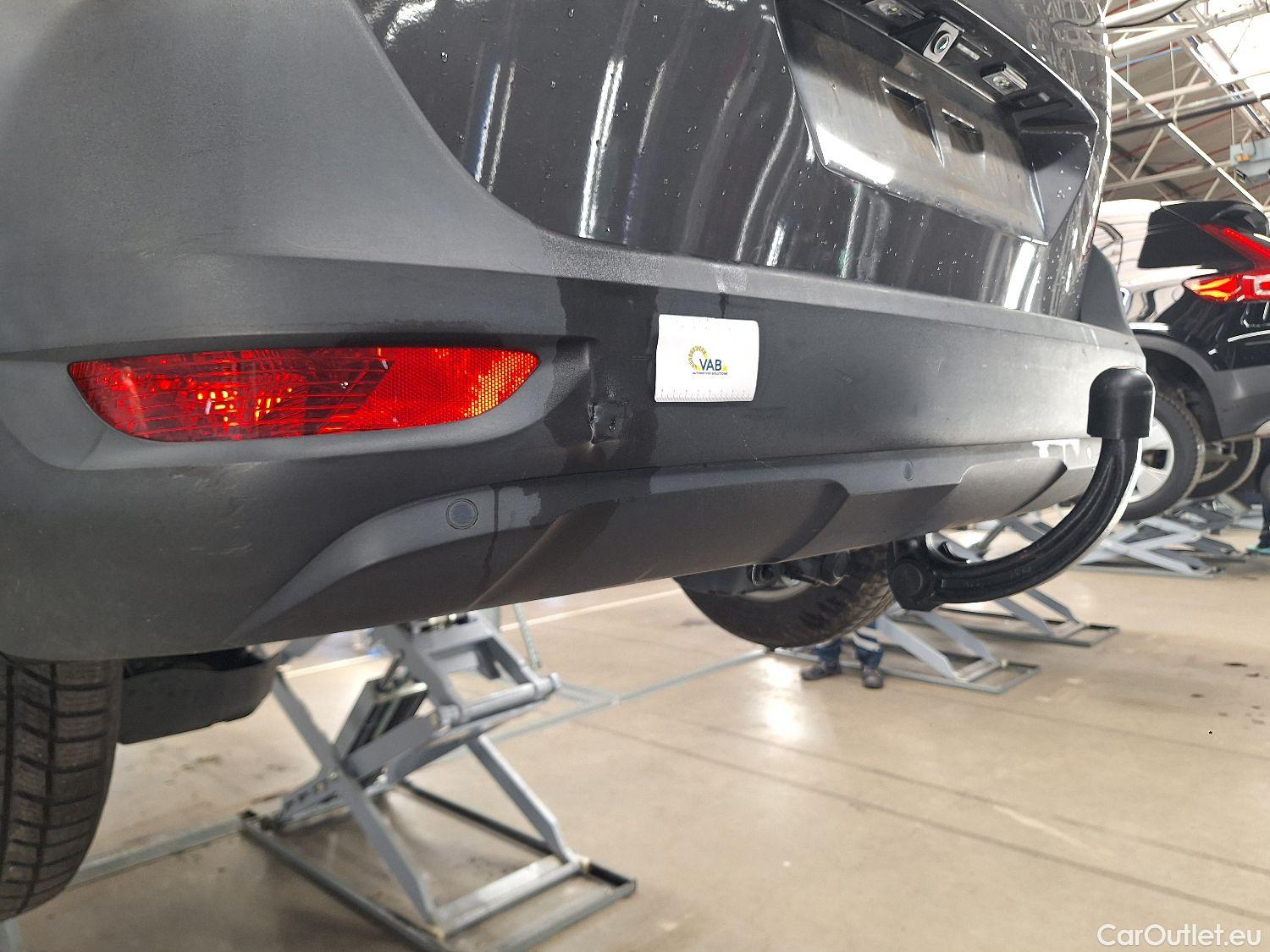  Peugeot  5008 Peugeot,  FL'20, Peugeot  1.5 BlueHDi 96kW S&S Active Pack 5d #17