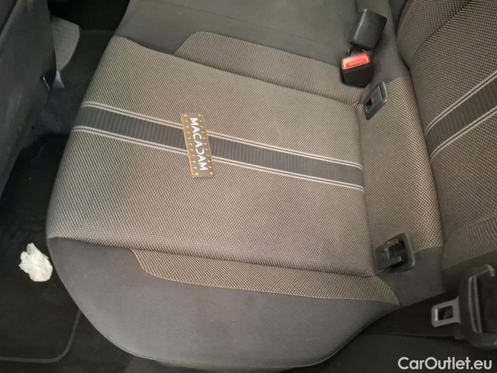  Volkswagen  T-ROC VOLKSWAGEN  / 2017 / 5P / SUV 2.0 TDI 150 LOUNGE BUSINESS DSG7 #34