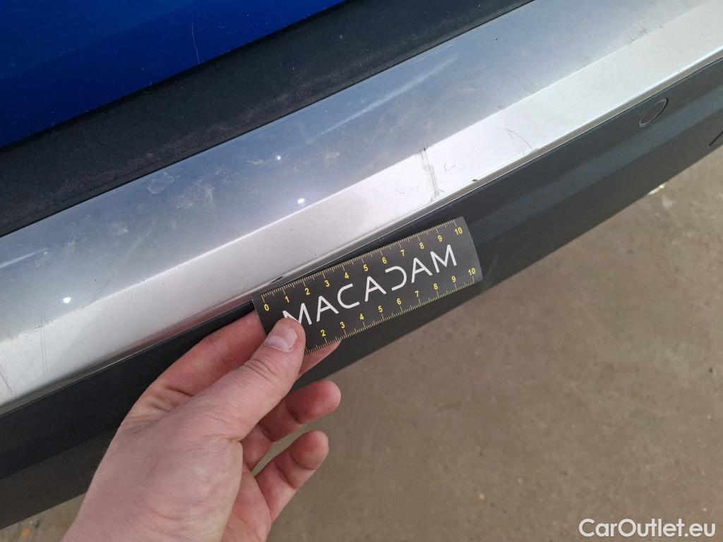  Peugeot  2008  Allure Business 1.5 HDi 110CV BVM6 E6d #38