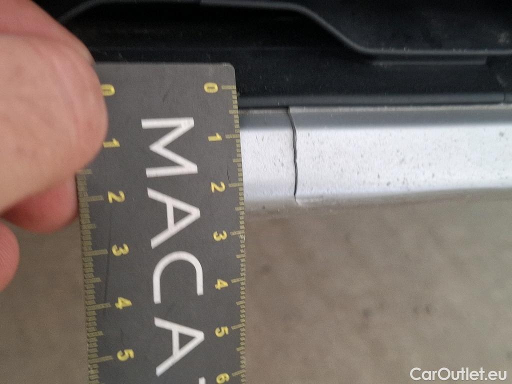  Volkswagen  T-ROC VOLKSWAGEN  / 2017 / 5P / SUV 2.0 TDI 150 LOUNGE BUSINESS DSG7 #16