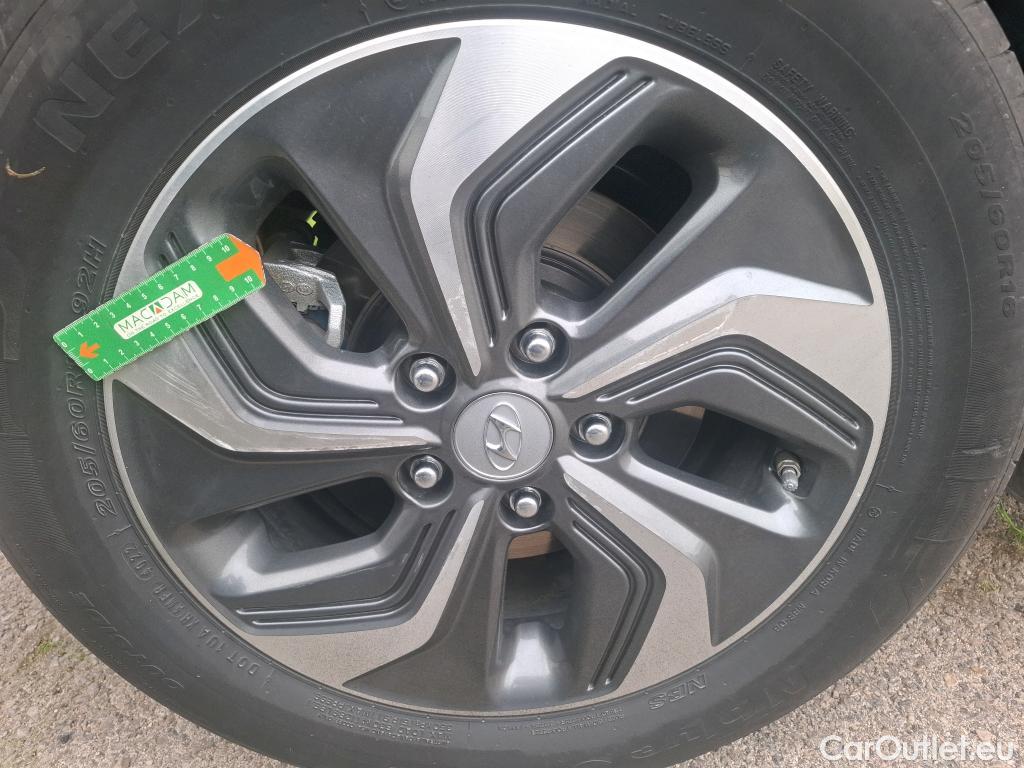  Hyundai  Konna Kona Intuitive Hybrid 2WD 1.6 GDI 140CV BVA6 E6d #2