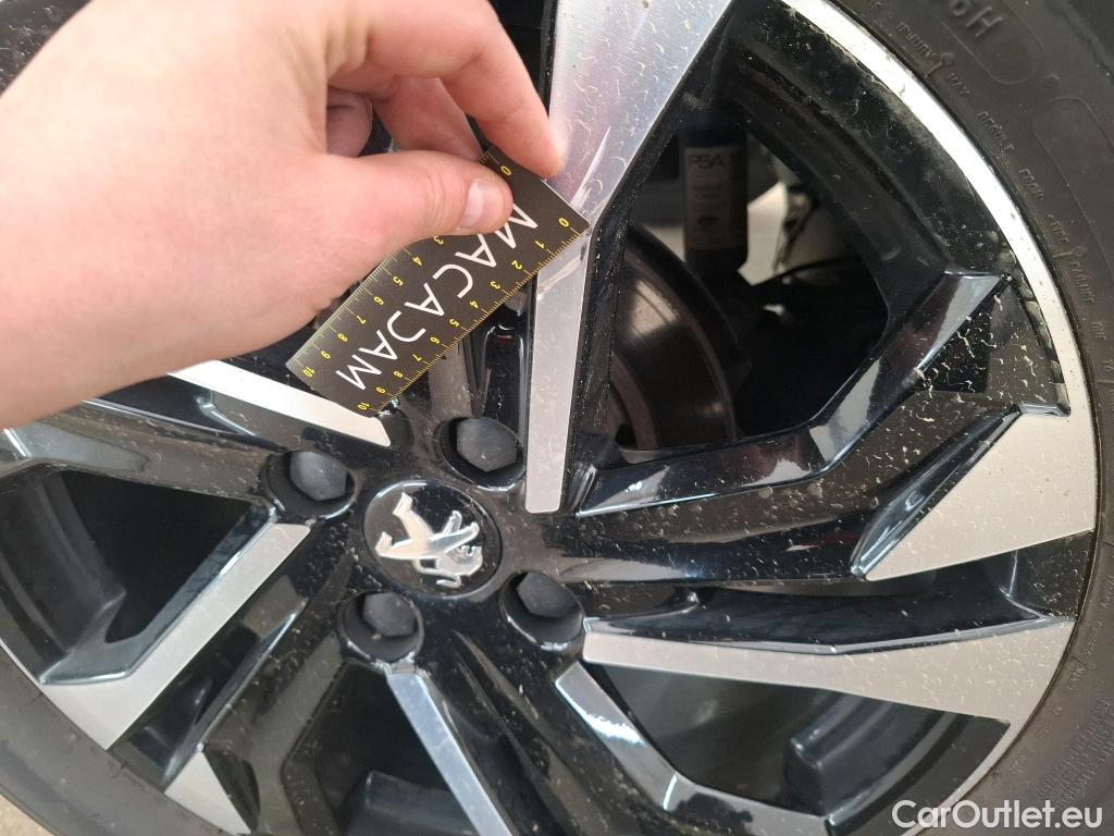  Peugeot  2008  Allure Business 1.5 HDi 110CV BVM6 E6d #27