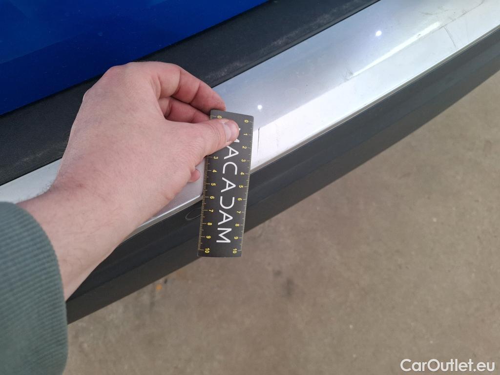  Peugeot  2008  Allure Business 1.5 HDi 110CV BVM6 E6d #35