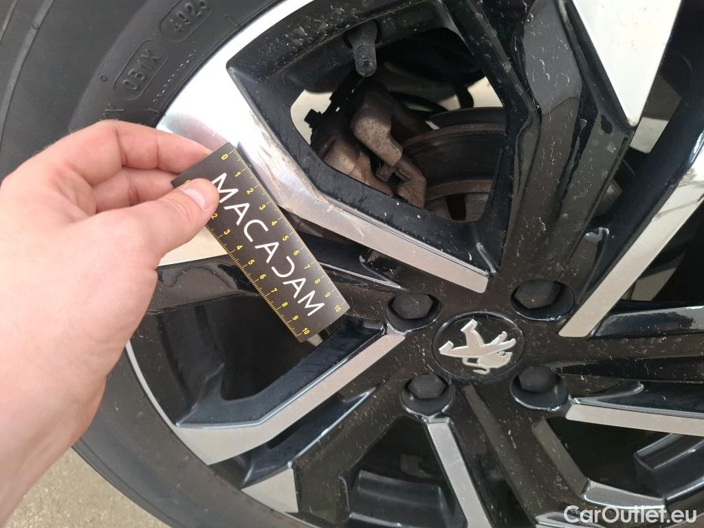  Peugeot  2008  Allure Business 1.5 HDi 110CV BVM6 E6d #29