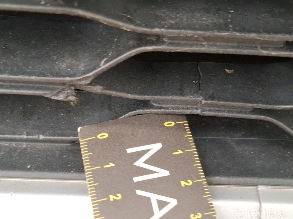  Volkswagen  T-ROC VOLKSWAGEN  / 2017 / 5P / SUV 2.0 TDI 150 LOUNGE BUSINESS DSG7 #6