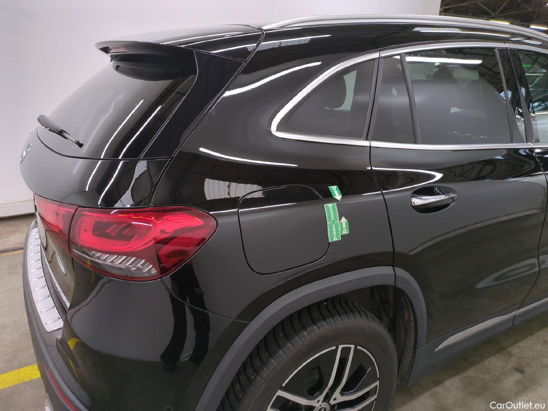  Mercedes  GLA MERCEDES-BENZ  / 2020 / 5P / SUV  250 e PROGRESSIVE LINE DCT #18