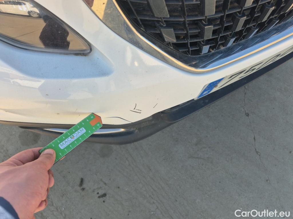  Peugeot  2008 PEUGEOT  / 2016 / 5P / todoterreno Signature BlueHDi 100 S&S 5 Vel. MAN #30