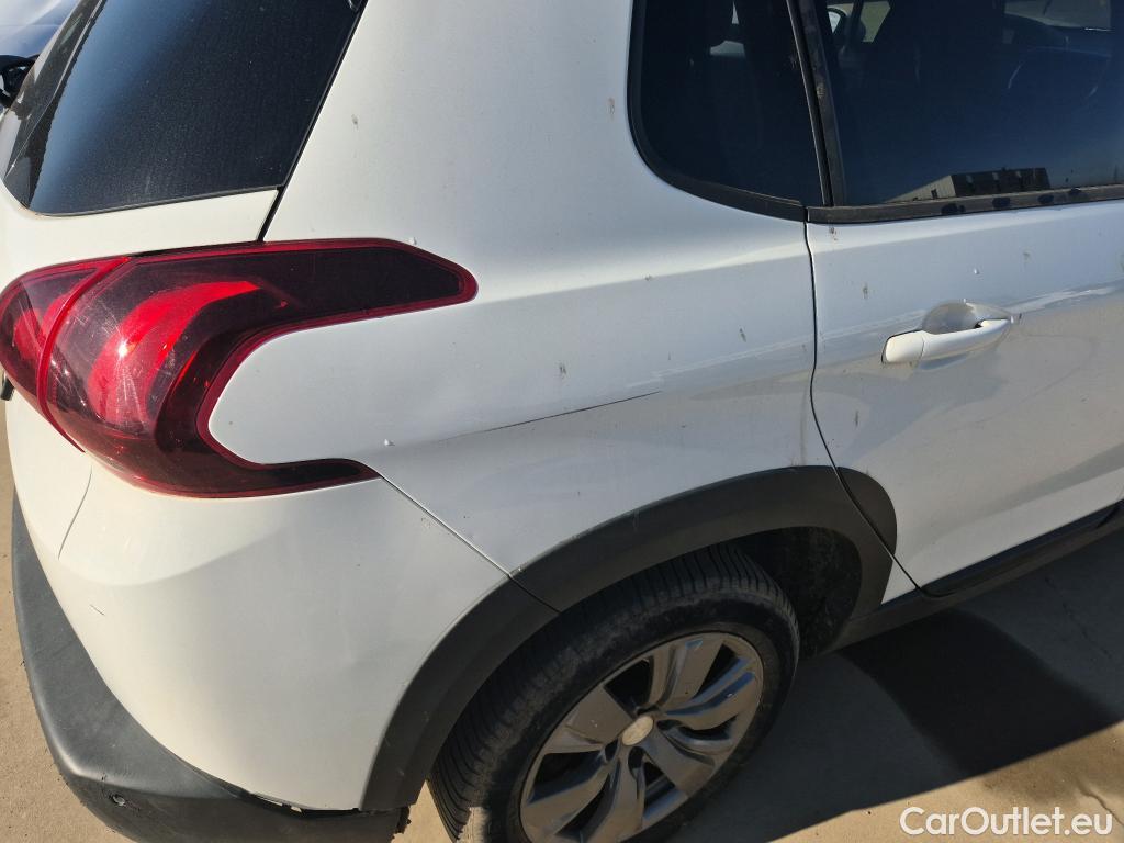  Peugeot  2008 PEUGEOT  / 2016 / 5P / todoterreno Signature BlueHDi 100 S&S 5 Vel. MAN #48