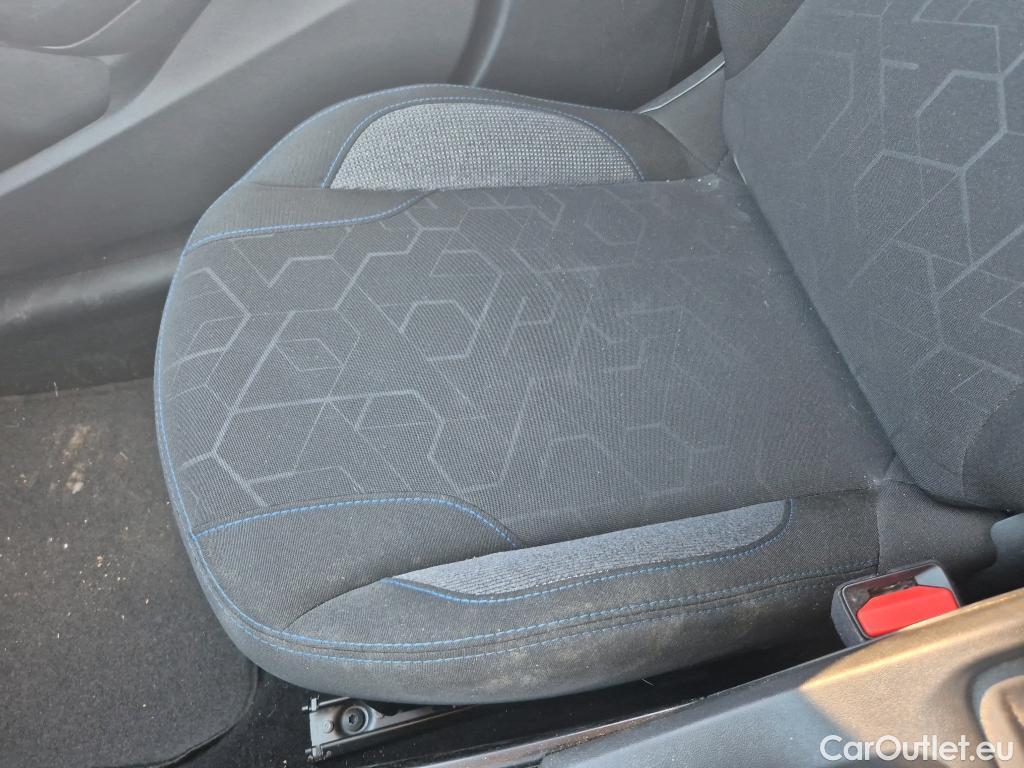  Peugeot  2008 PEUGEOT  / 2016 / 5P / todoterreno Signature BlueHDi 100 S&S 5 Vel. MAN #20