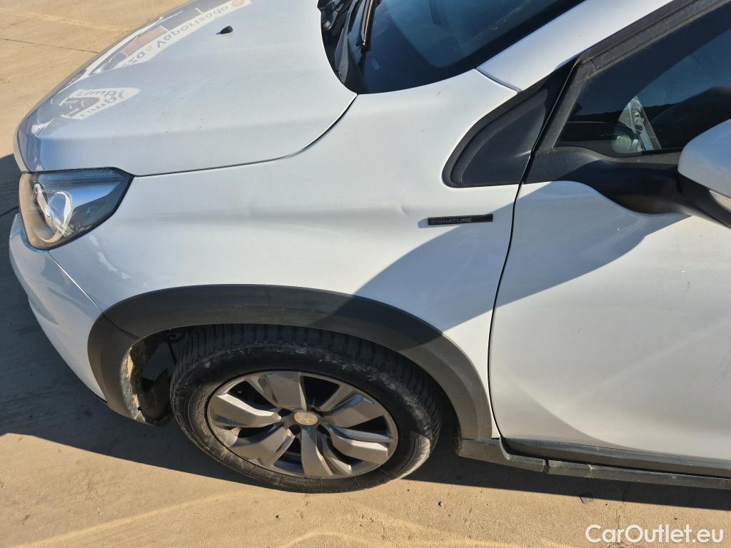  Peugeot  2008 PEUGEOT  / 2016 / 5P / todoterreno Signature BlueHDi 100 S&S 5 Vel. MAN #16