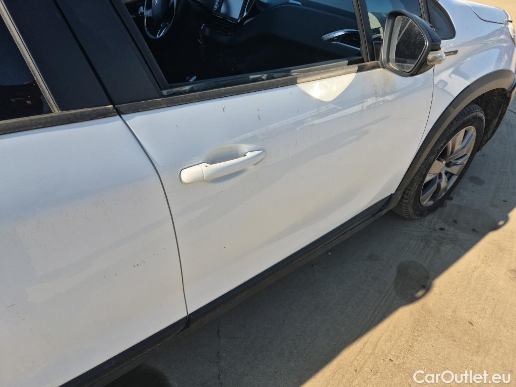  Peugeot  2008 PEUGEOT  / 2016 / 5P / todoterreno Signature BlueHDi 100 S&S 5 Vel. MAN #35