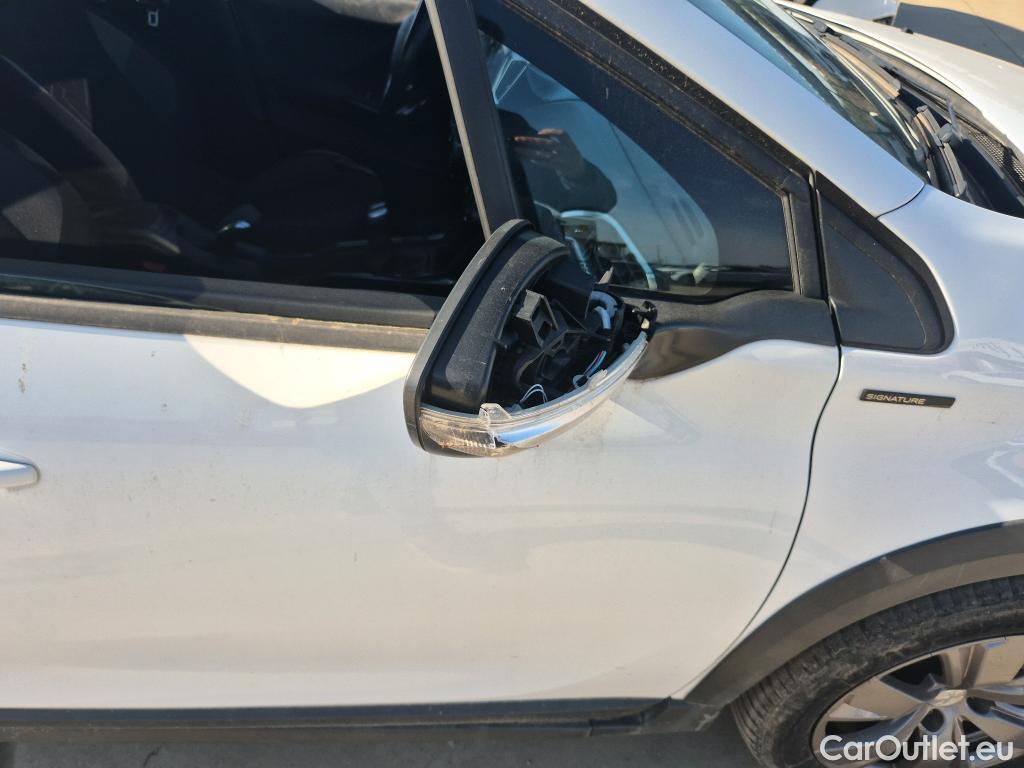  Peugeot  2008 PEUGEOT  / 2016 / 5P / todoterreno Signature BlueHDi 100 S&S 5 Vel. MAN #33