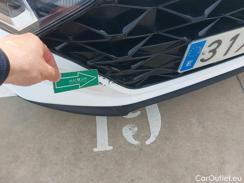  Hyundai  i20 HYUNDAI  / 2020 / 5P / berlina con portón 1.0 TGDI 74kW (100CV) 48V Essence #2