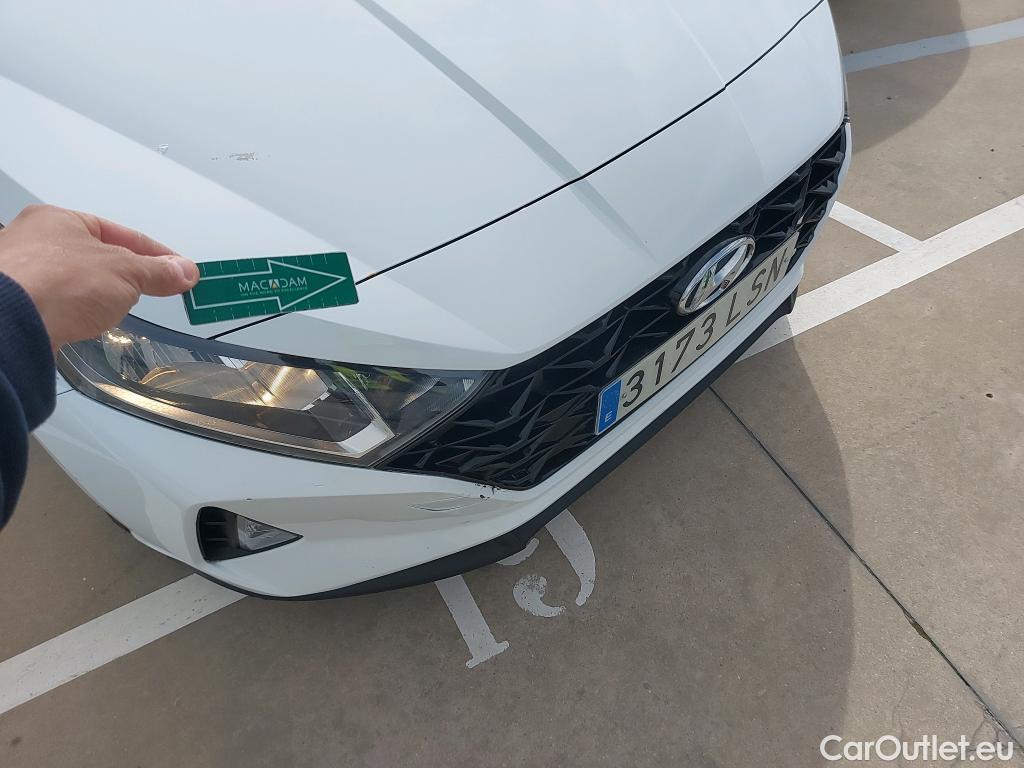  Hyundai  i20 HYUNDAI  / 2020 / 5P / berlina con portón 1.0 TGDI 74kW (100CV) 48V Essence #17