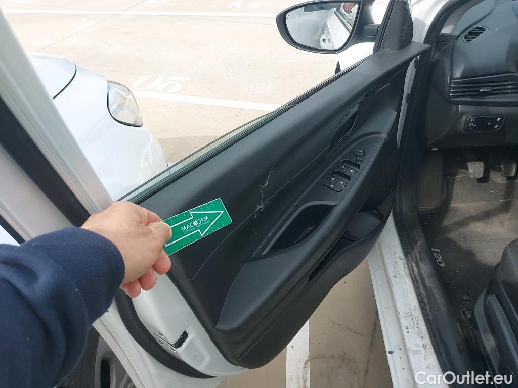  Hyundai  i20 HYUNDAI  / 2020 / 5P / berlina con portón 1.0 TGDI 74kW (100CV) 48V Essence #27