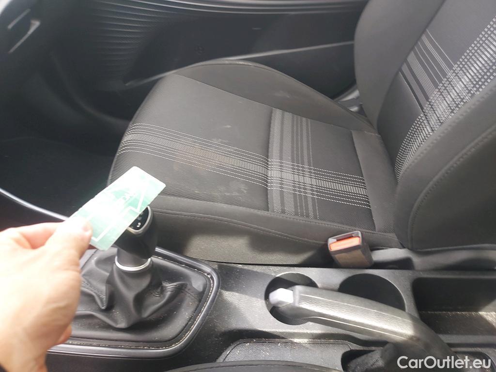  Hyundai  i20 HYUNDAI  / 2020 / 5P / berlina con portón 1.0 TGDI 74kW (100CV) 48V Essence #28