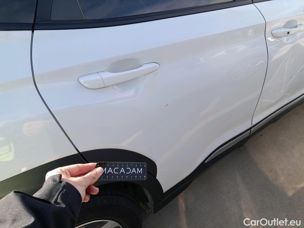  Hyundai  Konna HYUNDAI Kona / 2017 / 5P / todoterreno 1.6 GDI HEV SLE DCT #16