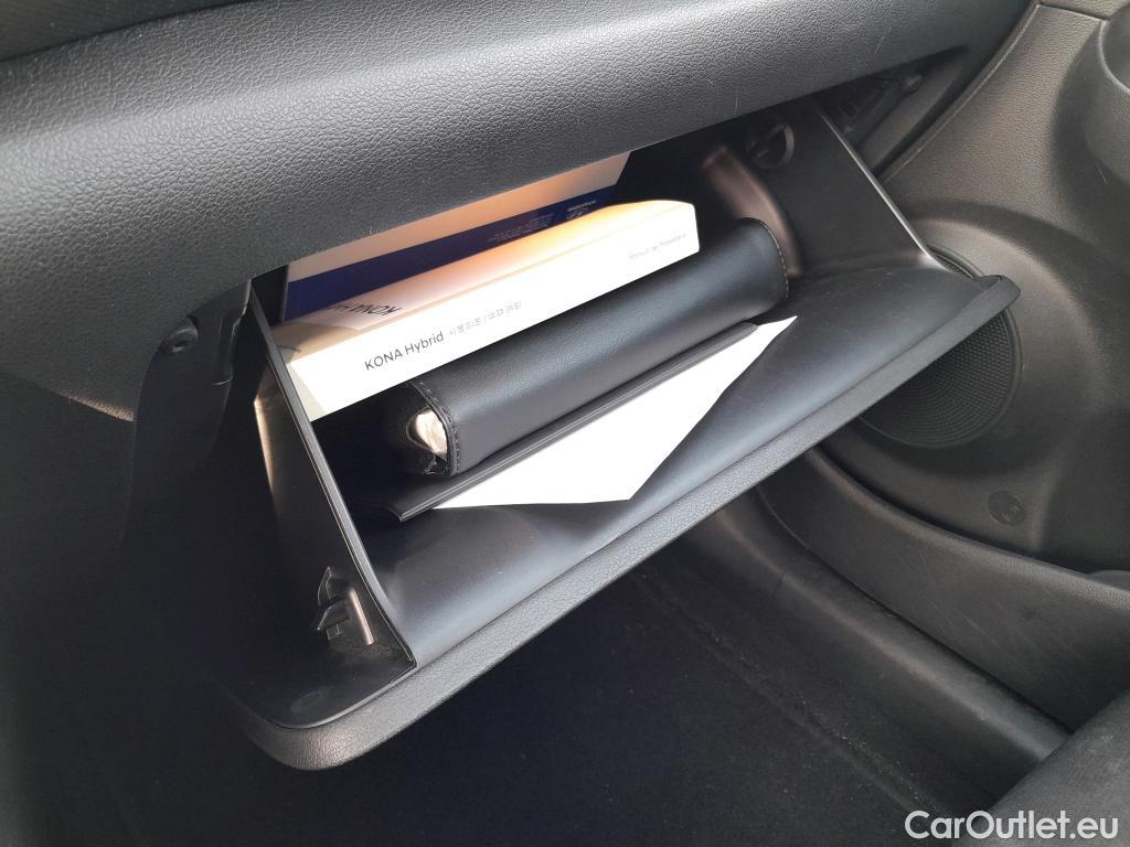  Hyundai  Konna HYUNDAI Kona / 2017 / 5P / todoterreno 1.6 GDI HEV SLE DCT #14