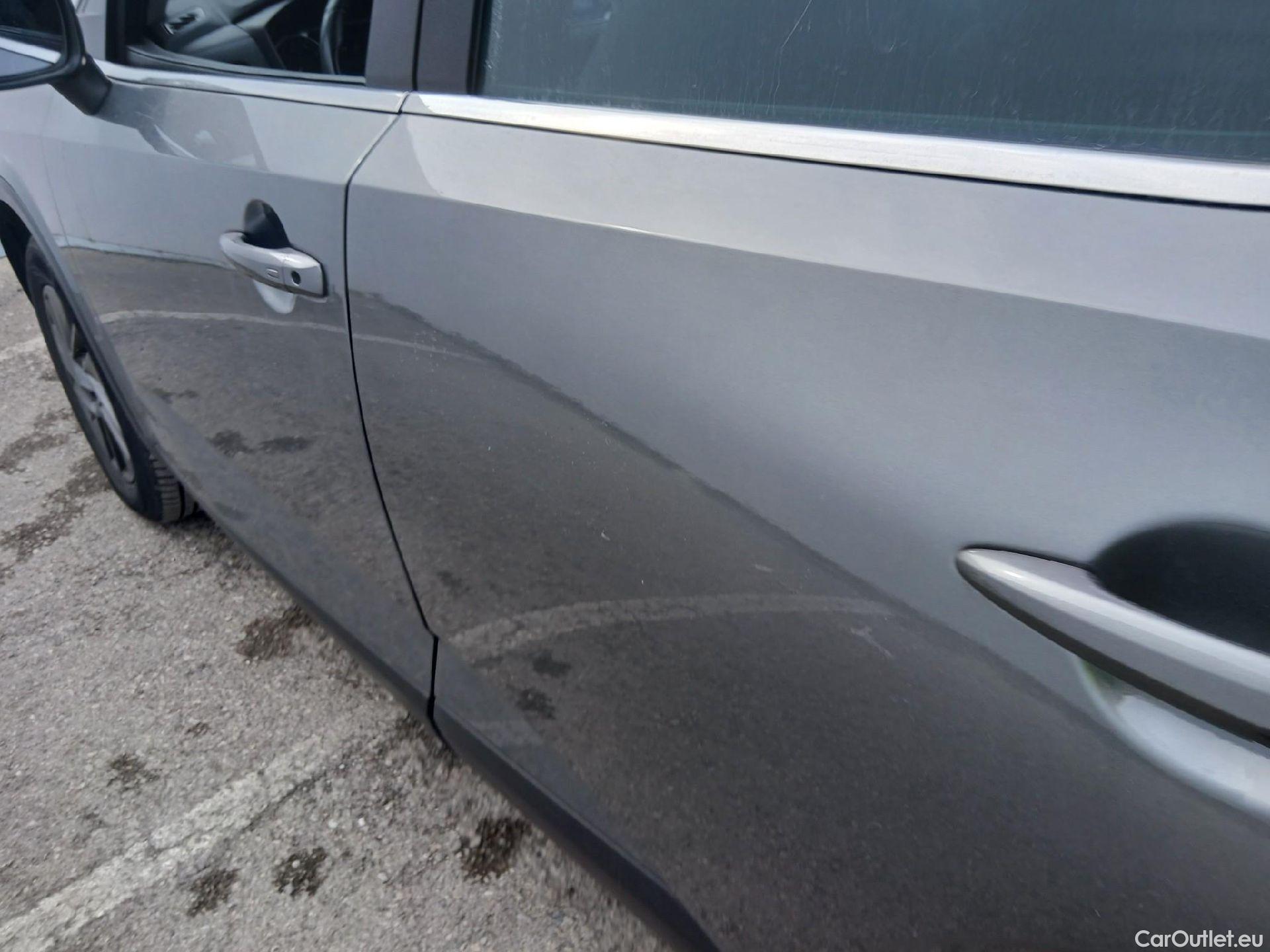  Nissan  Qashqai NISSAN  / 2021 / 5P / todoterreno DIG-T 116kW (158CV) mHEV Xtronic Acenta (AC) #5