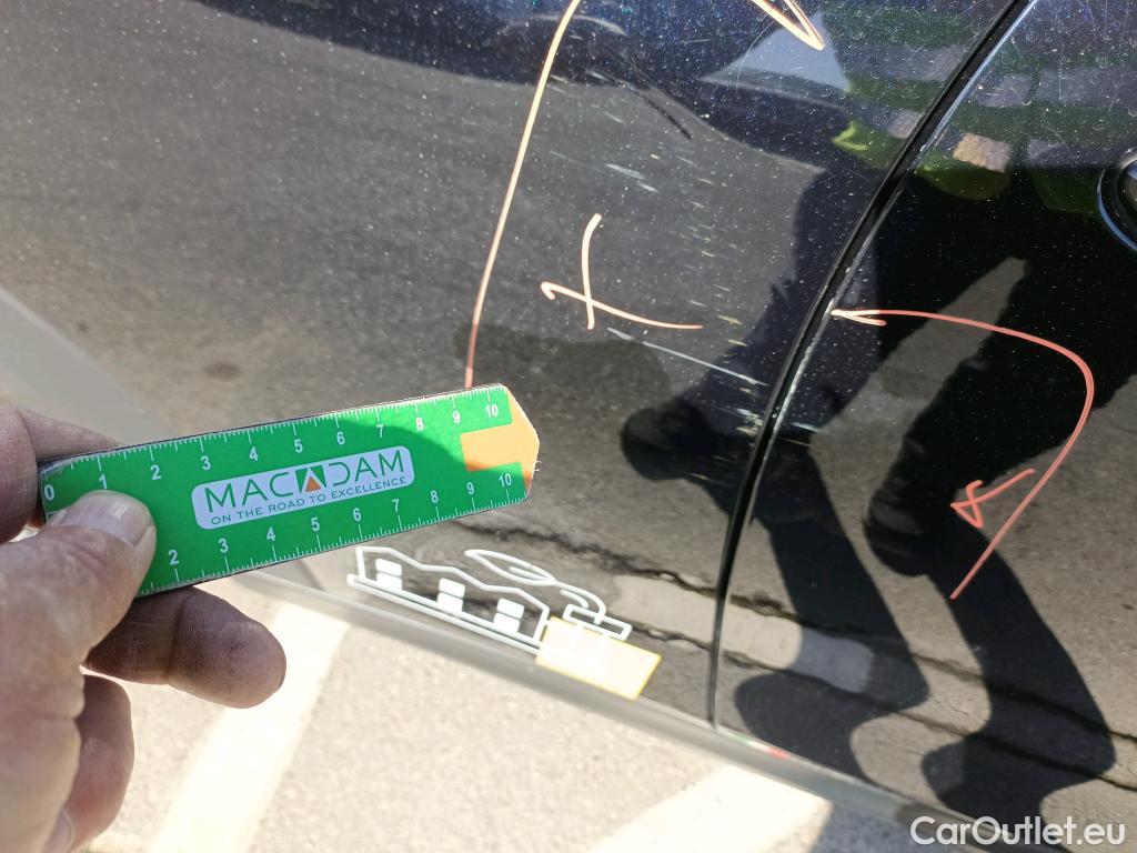  Mini  Mini   / 2021 / 3P / berlina con portón COOPER SE (AC4) #26