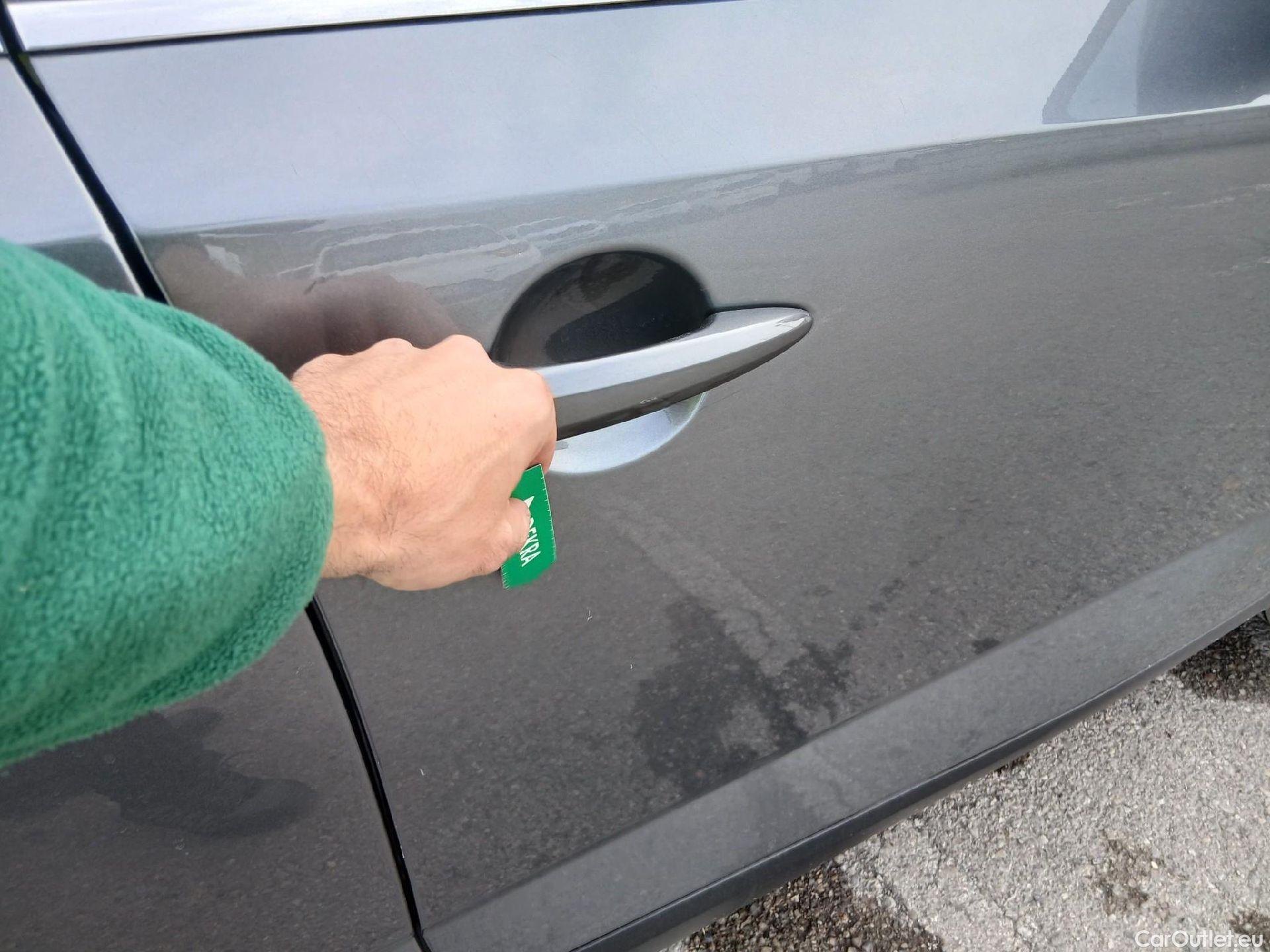  Nissan  Qashqai NISSAN  / 2021 / 5P / todoterreno DIG-T 116kW (158CV) mHEV Xtronic Acenta (AC) #17