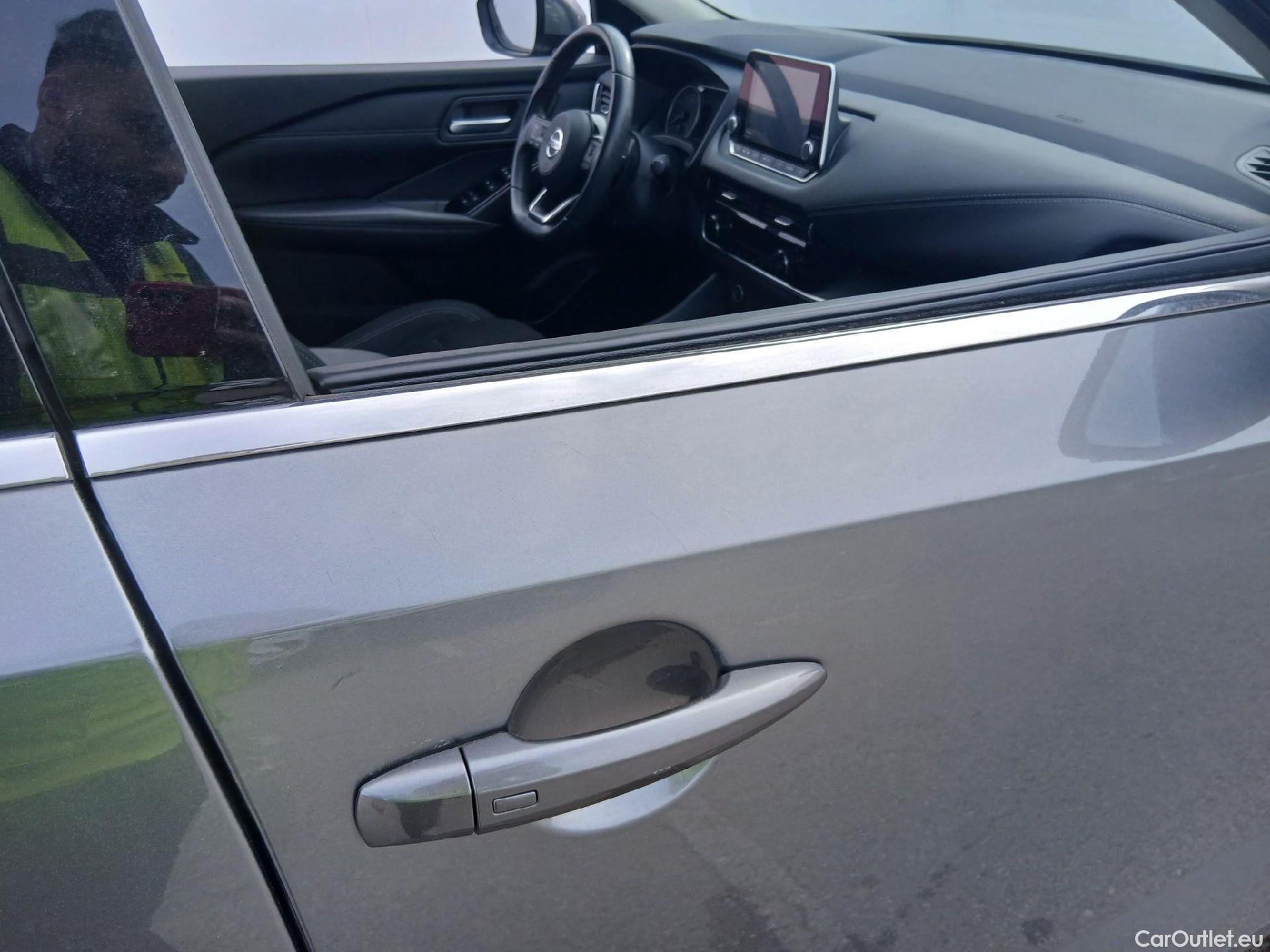  Nissan  Qashqai NISSAN  / 2021 / 5P / todoterreno DIG-T 116kW (158CV) mHEV Xtronic Acenta (AC) #19