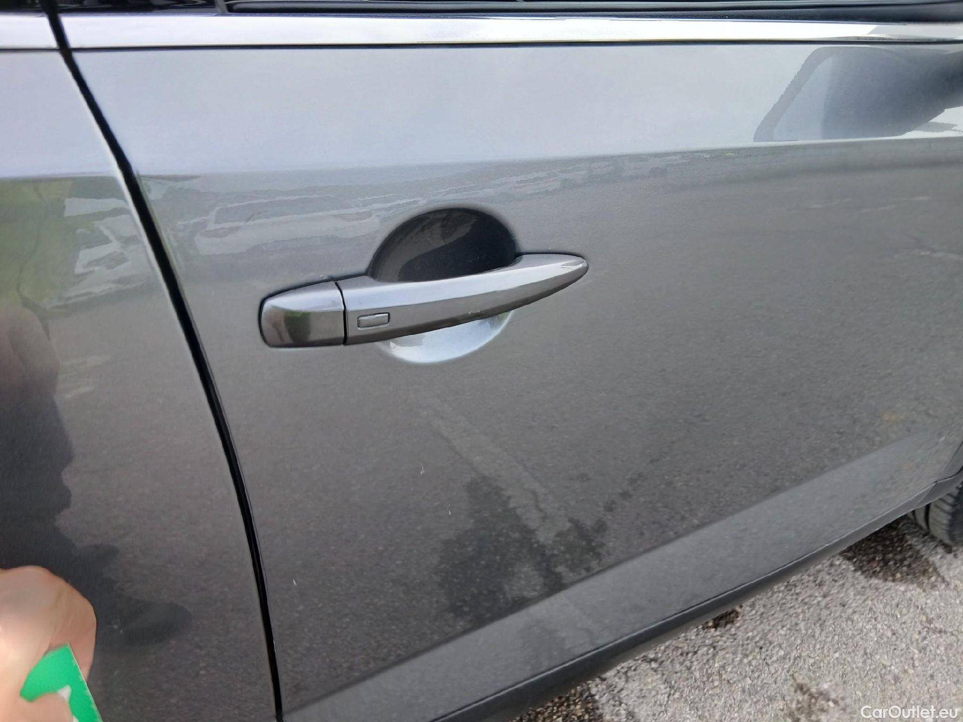  Nissan  Qashqai NISSAN  / 2021 / 5P / todoterreno DIG-T 116kW (158CV) mHEV Xtronic Acenta (AC) #18