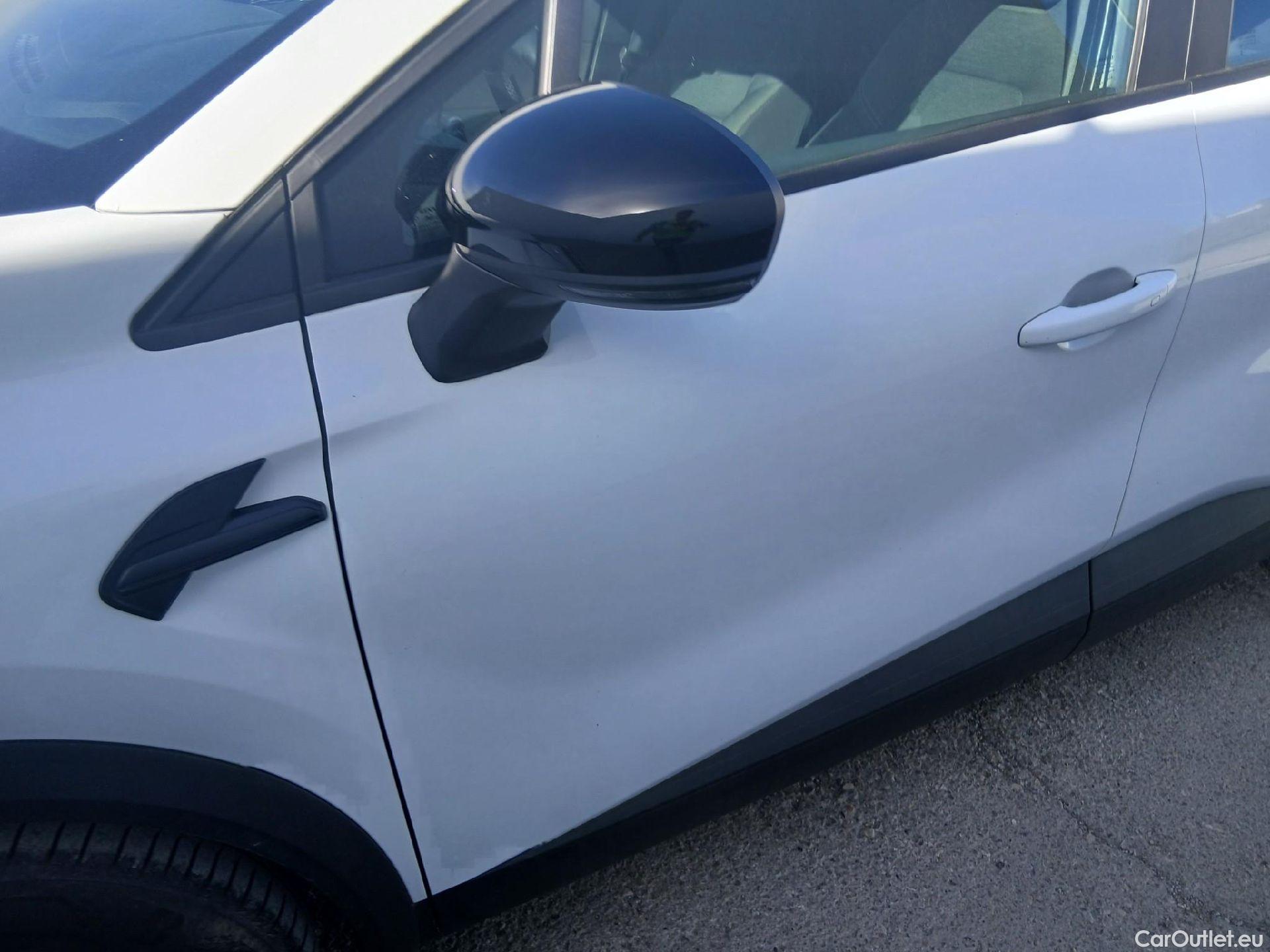  Renault  Captur RENAULT  / 2019 / 5P / todoterreno Intens TCe 90 (AC) #5