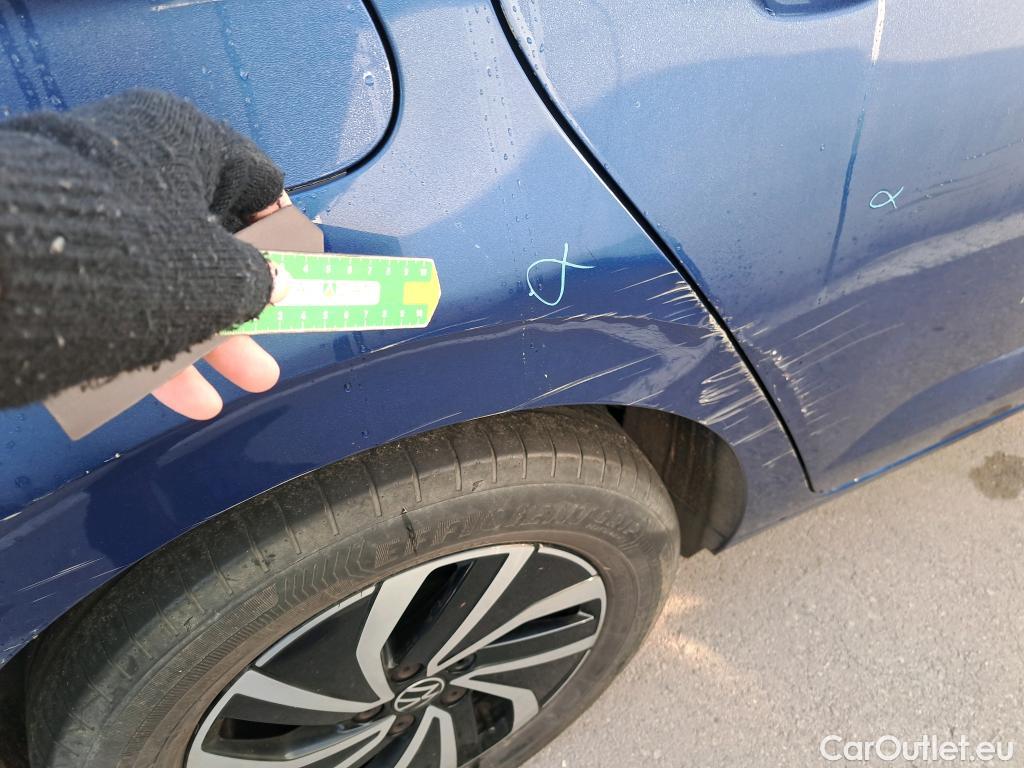  Volkswagen  Polo VOLKSWAGEN  / 2021 / 5P / berlina con portón Life 1.0 TSI 70kW (95CV) #2