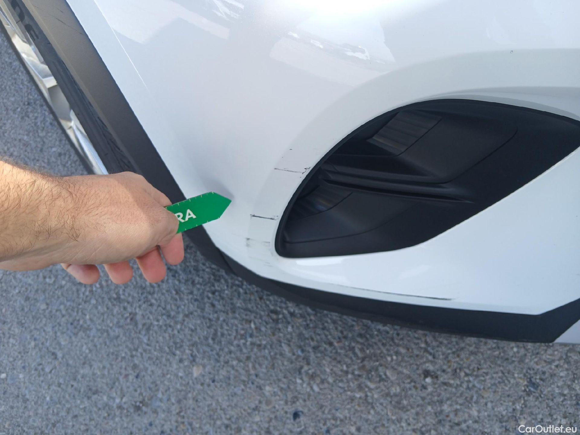  Renault  Captur RENAULT  / 2019 / 5P / todoterreno Intens TCe 90 (AC) #2