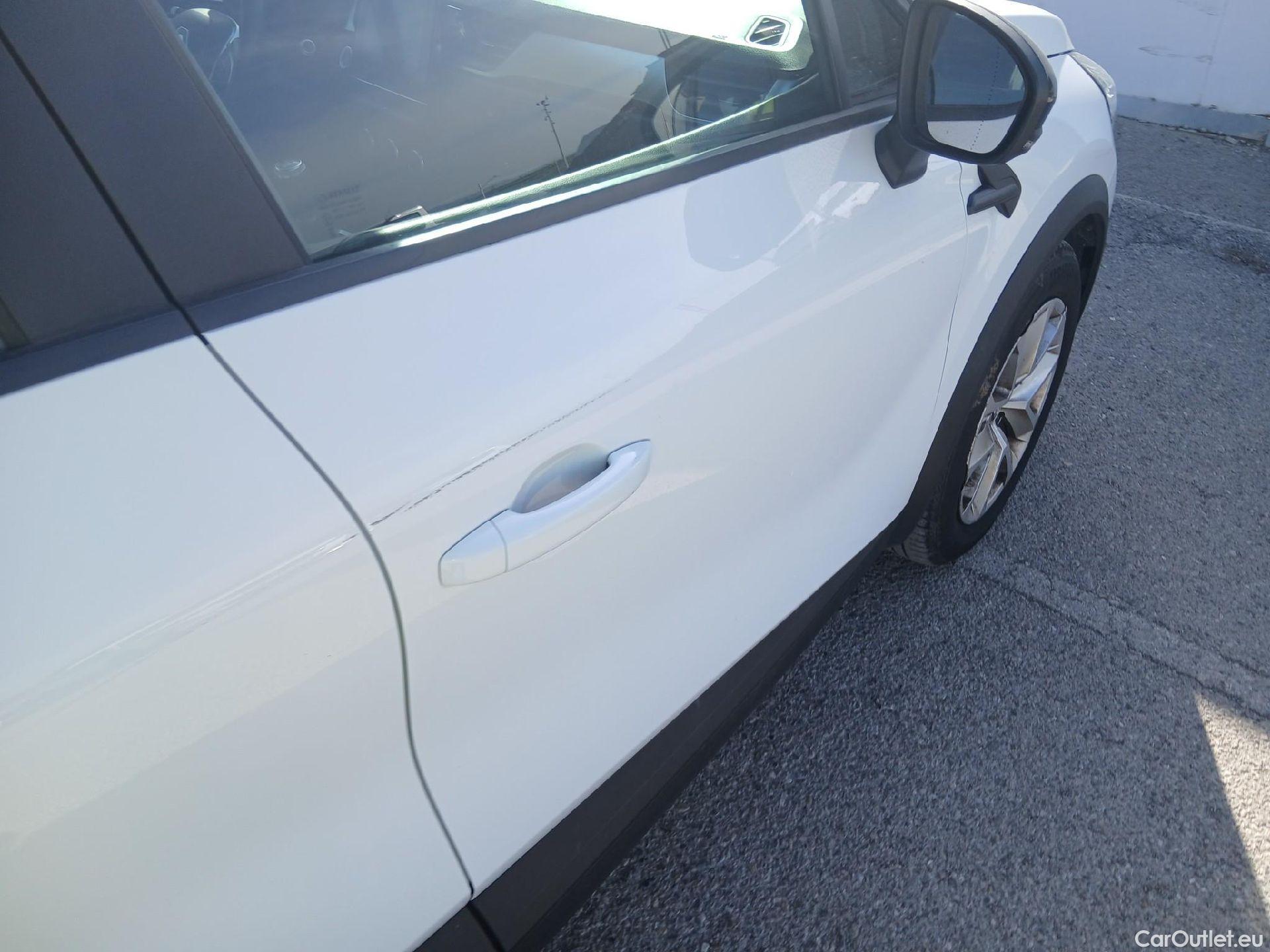  Renault  Captur RENAULT  / 2019 / 5P / todoterreno Intens TCe 90 (AC) #25