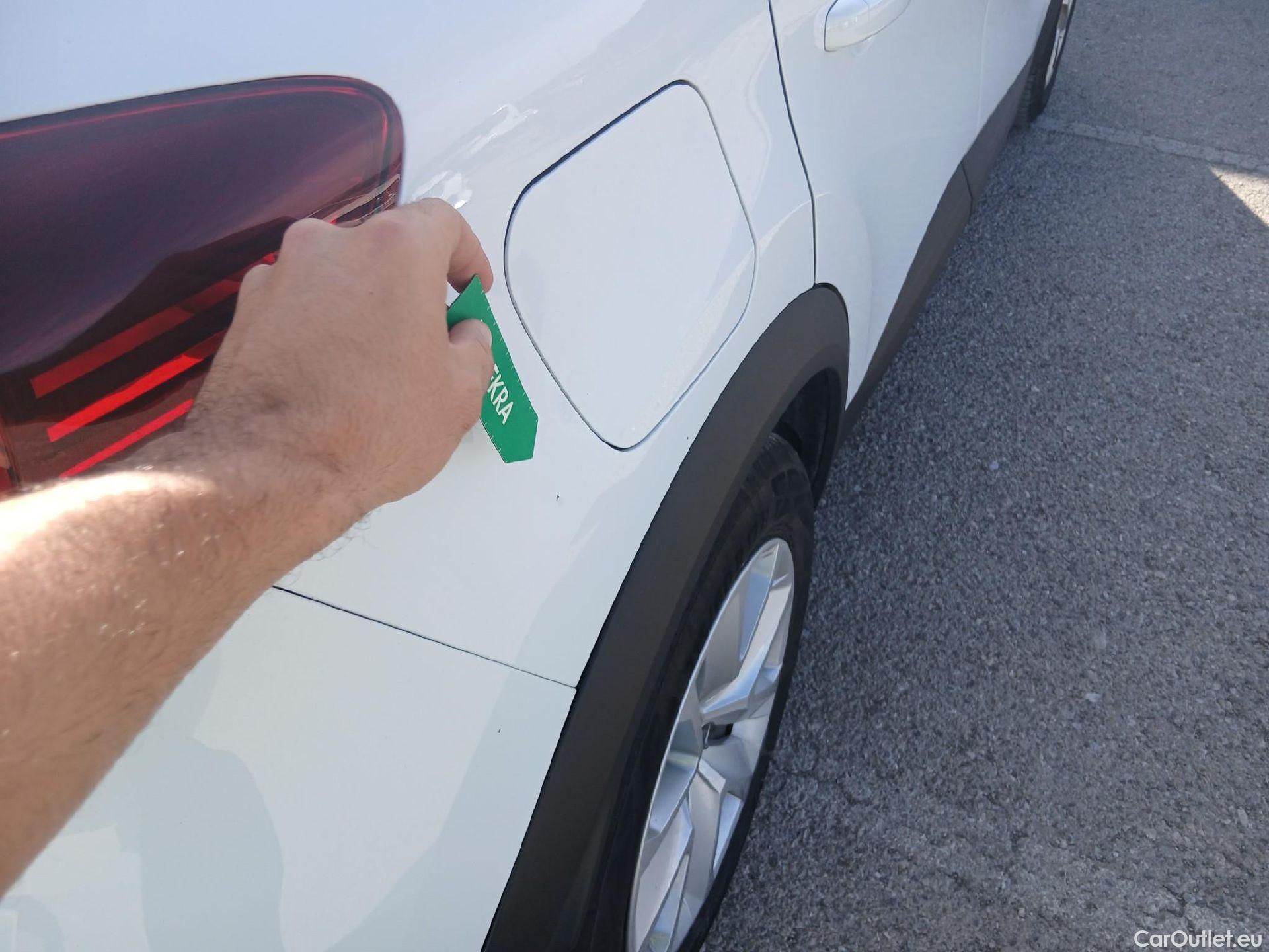  Renault  Captur RENAULT  / 2019 / 5P / todoterreno Intens TCe 90 (AC) #21