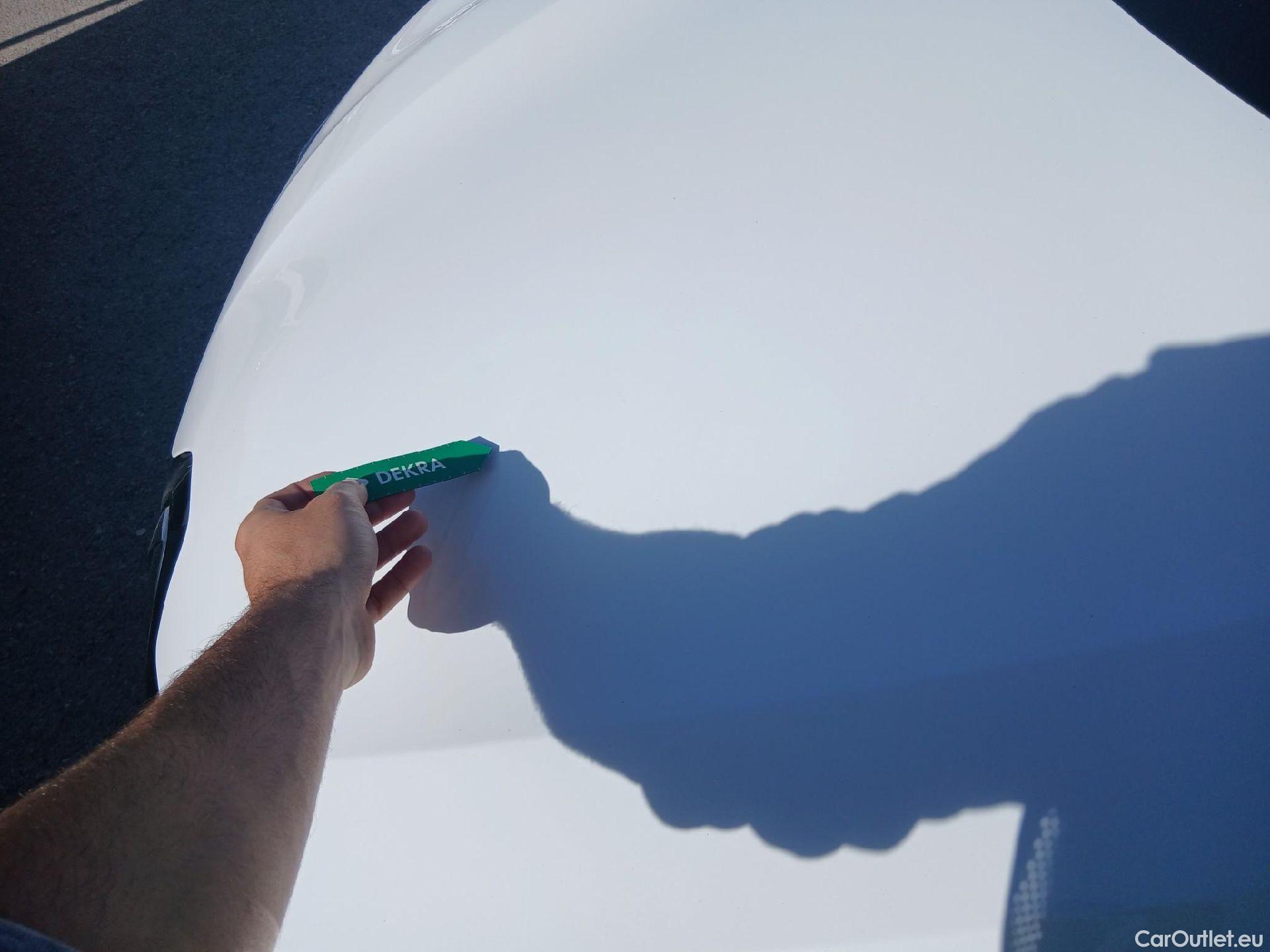  Renault  Captur RENAULT  / 2019 / 5P / todoterreno Intens TCe 90 (AC) #34