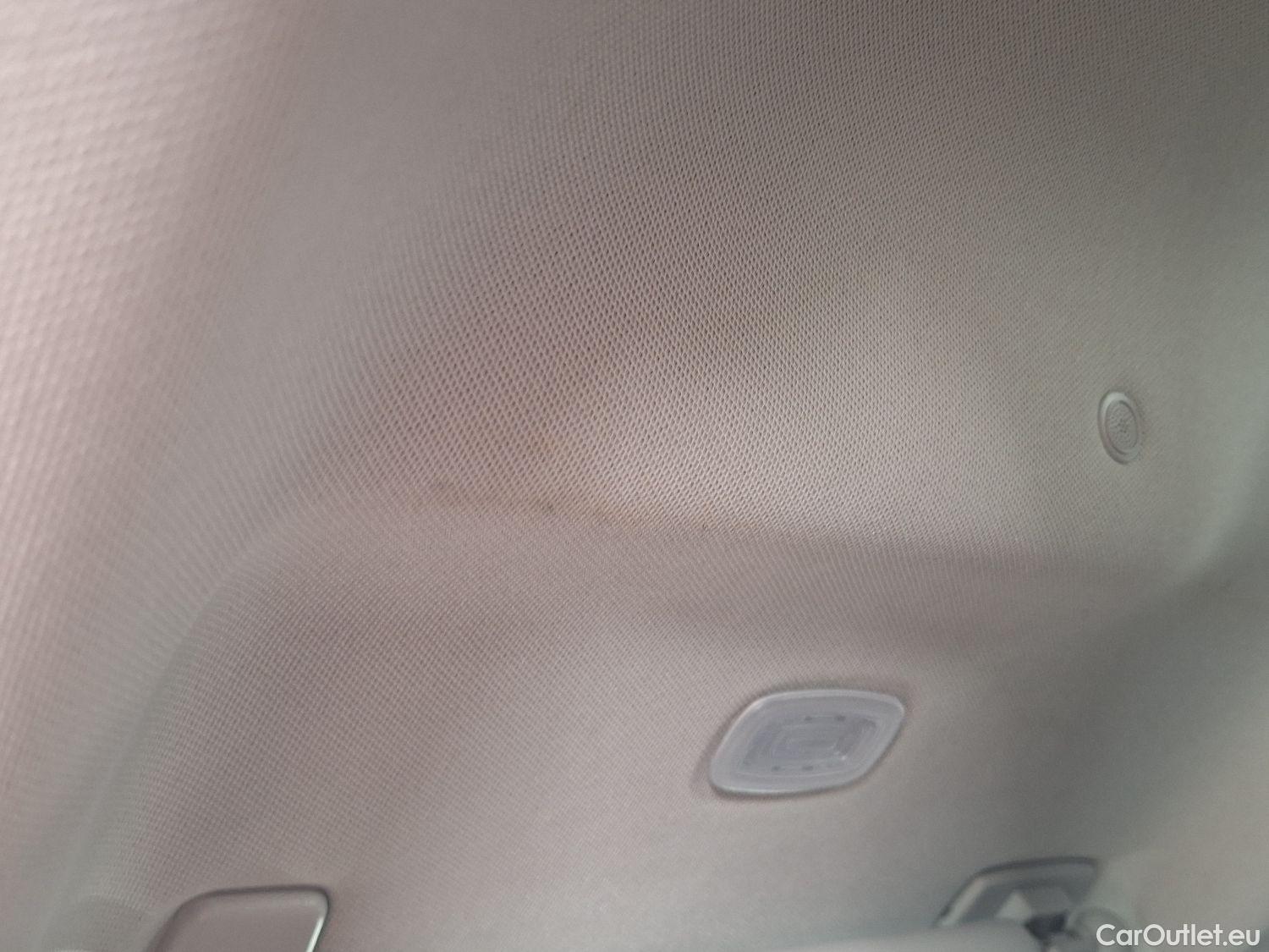  Mercedes  A-Klasse Mercedes, A-Class Berline '18, Mercedes-Benz  Limousine A 180d Business S #15