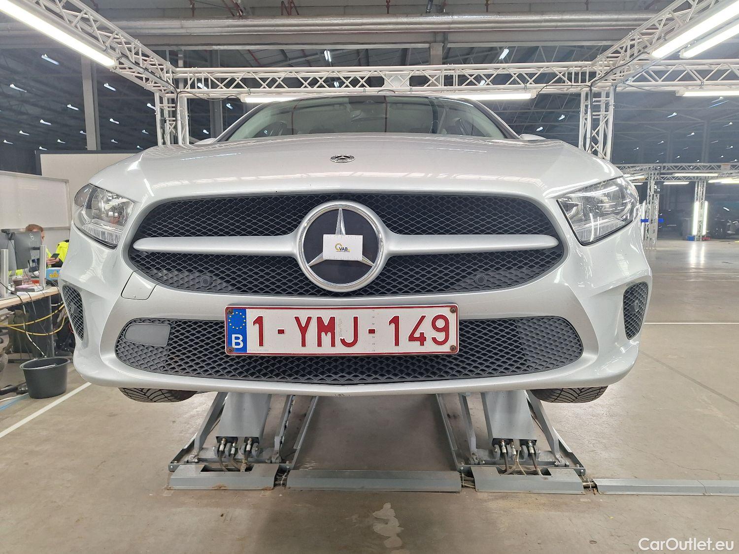  Mercedes  A-Klasse Mercedes, A-Class Berline '18, Mercedes-Benz  Limousine A 180d Business S #79