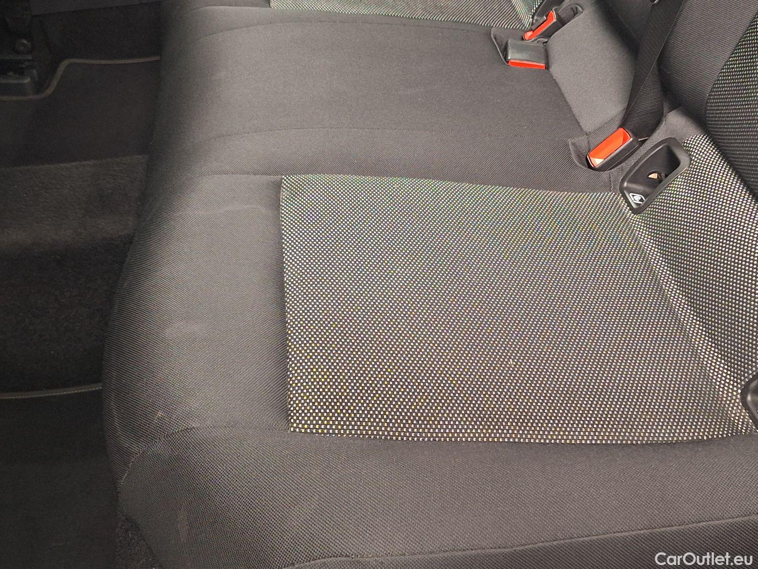  Mercedes  A-Klasse Mercedes, A-Class Berline '18, Mercedes-Benz  Limousine A 180d Business S #17