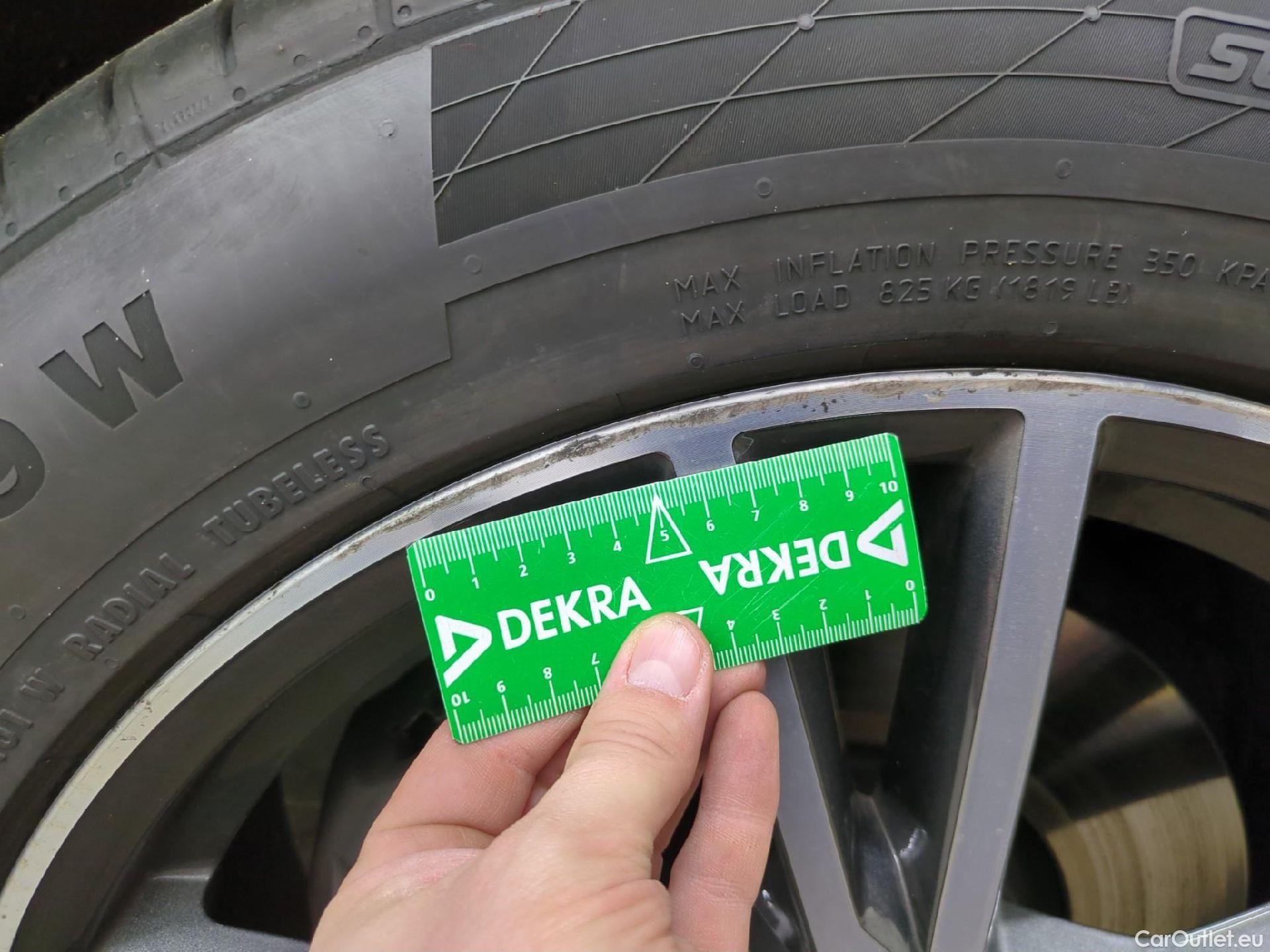  Audi  Q5 AUDI  / 2020 / 5P / SUV 50 TFSI e 299 QTT S TRONIC 7 AVUS #7