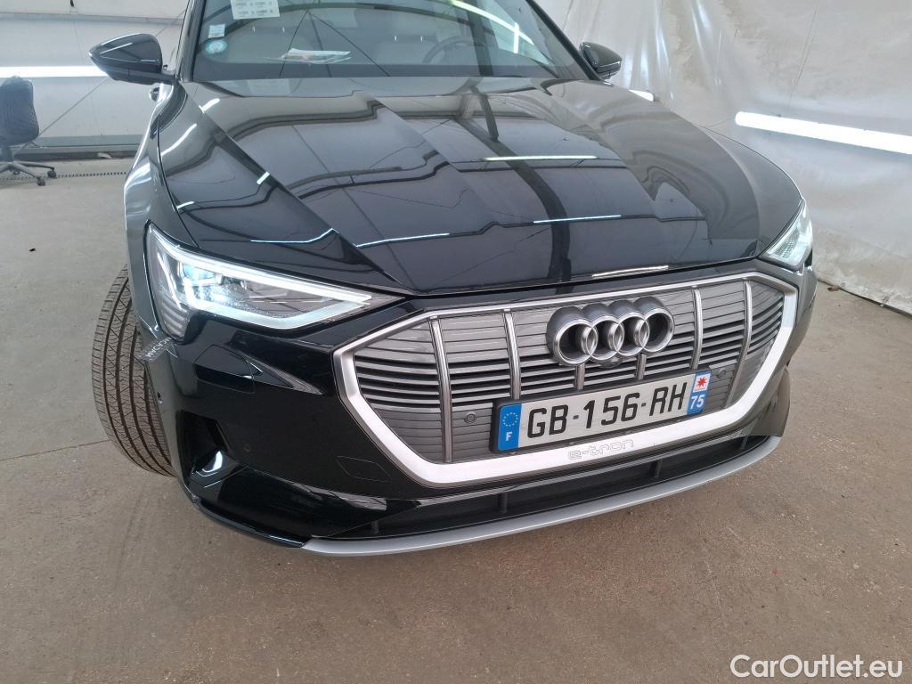  Audi  E-TRON AUDI  Sportback / 2019 / 5P / SUV 55 Quattro Avus #4