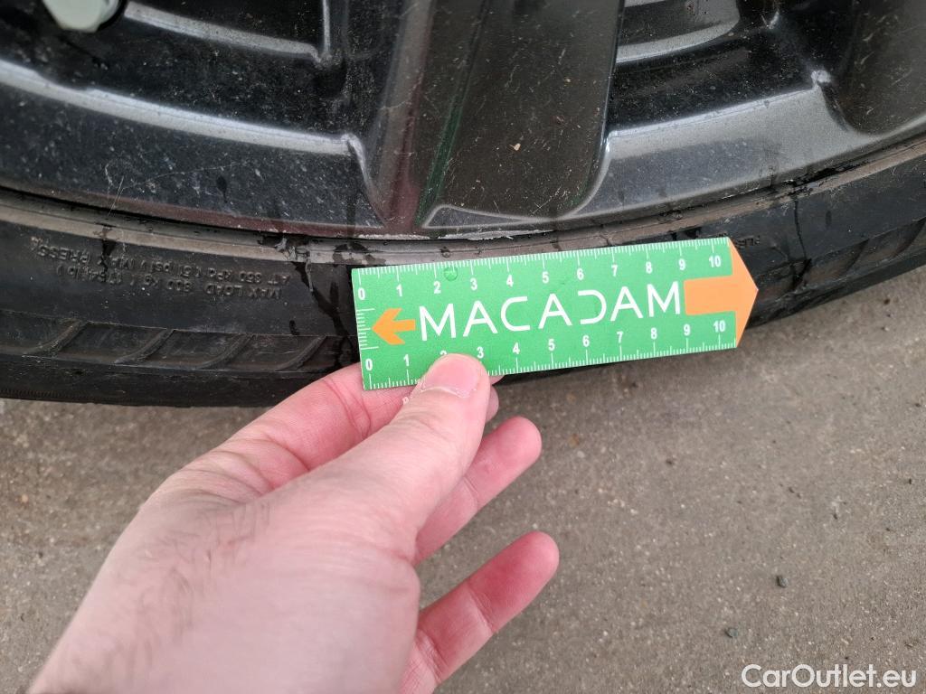  Lexus  NX LEXUS  / 2021 / 5P / SUV 450H+ 4WD F SPORT Executive #36