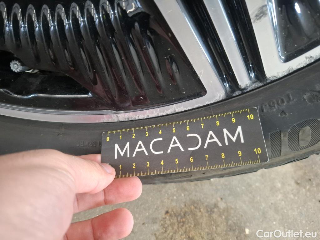  Mercedes  EQE MERCEDES-BENZ  / 2022 / 4P / Berline  350+ AMG Line #20