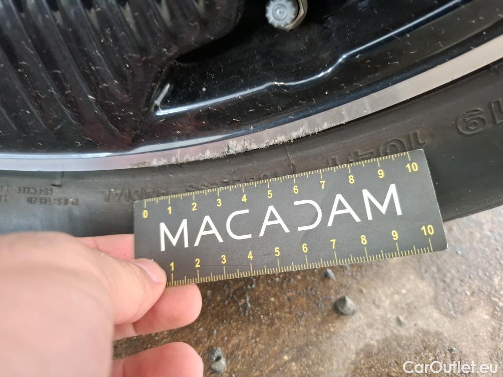  Mercedes  EQE MERCEDES-BENZ  / 2022 / 4P / Berline  350+ AMG Line #29