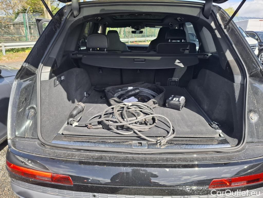  Audi  Q7 AUDI  / 2019 / 5P / SUV 55 TFSIe 380ch quattro Tiptronic8 S Line #26