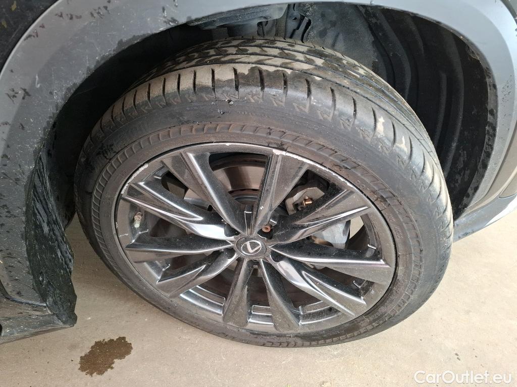  Lexus  NX LEXUS  / 2021 / 5P / SUV 450H+ 4WD F SPORT Executive #1