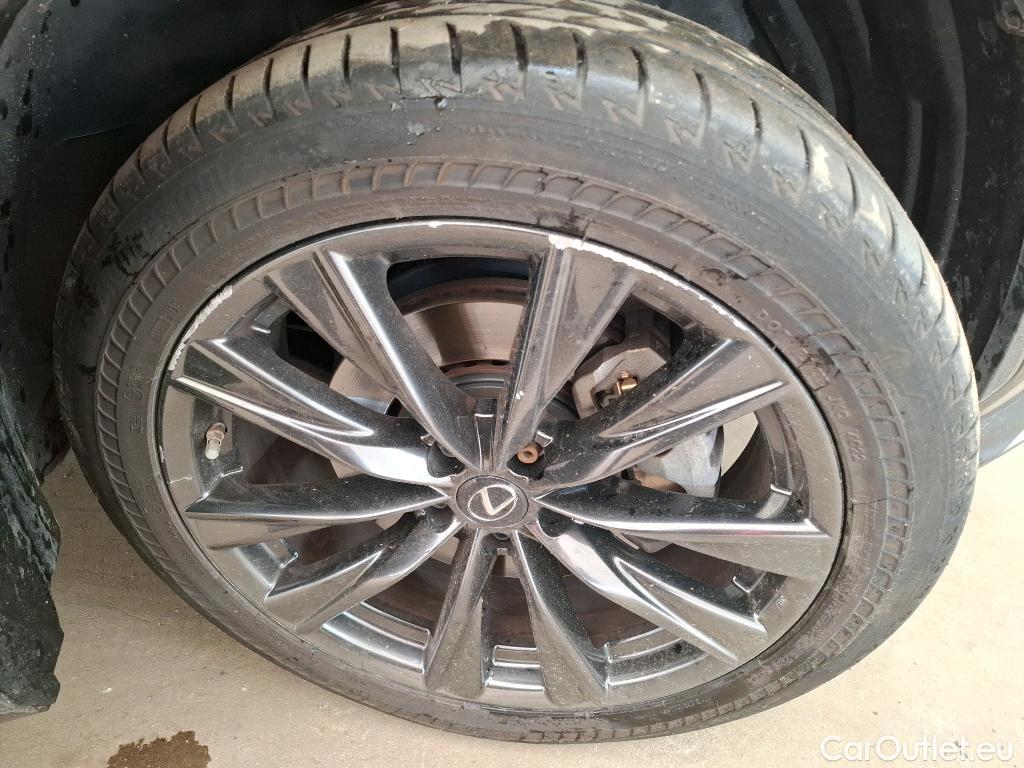  Lexus  NX LEXUS  / 2021 / 5P / SUV 450H+ 4WD F SPORT Executive #2