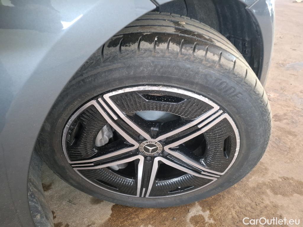  Mercedes  EQE MERCEDES-BENZ  / 2022 / 4P / Berline  350+ AMG Line #22