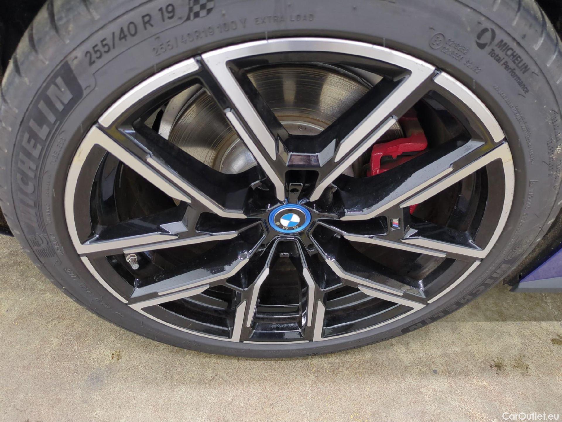  Bmw  Serie 4 Série i4 Gran Coupe 40 eDrive M Sport 83kWh BVA #10