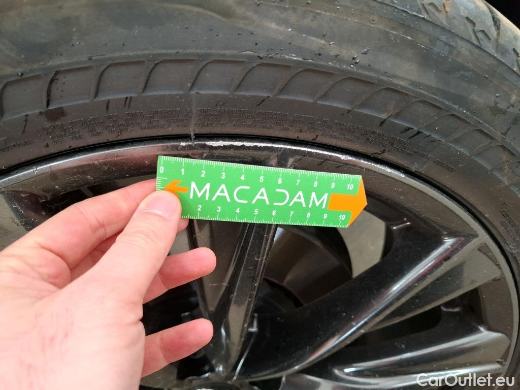  Lexus  NX LEXUS  / 2021 / 5P / SUV 450H+ 4WD F SPORT Executive #28