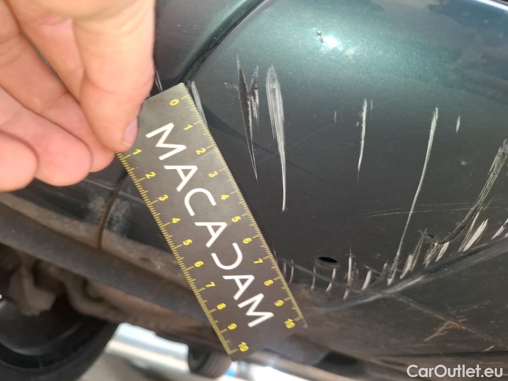  Land Rover  Range Rover Sport LAND ROVER  / 2022 / 5P / SUV P440e - HSE Dynamic #18