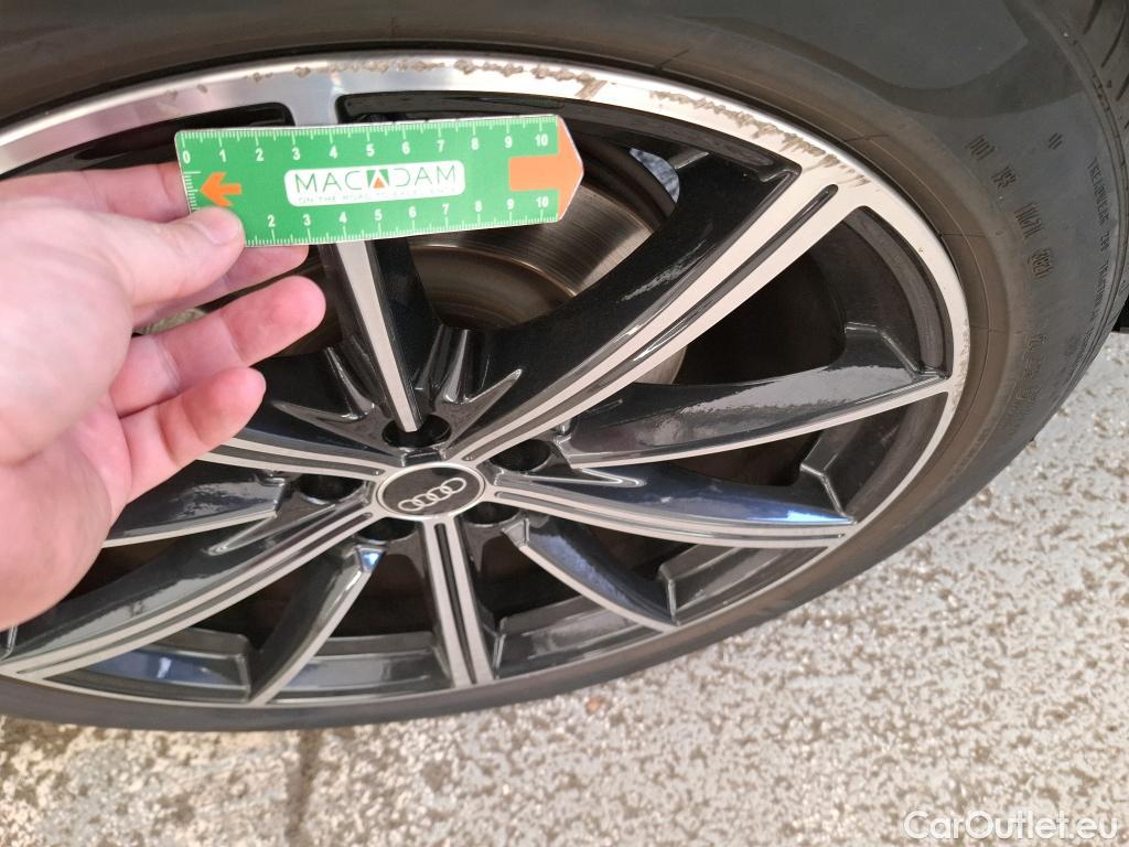  Audi  Q7 AUDI  / 2019 / 5P / SUV 55 TFSIe 380ch quattro Tiptronic8 S Line #11