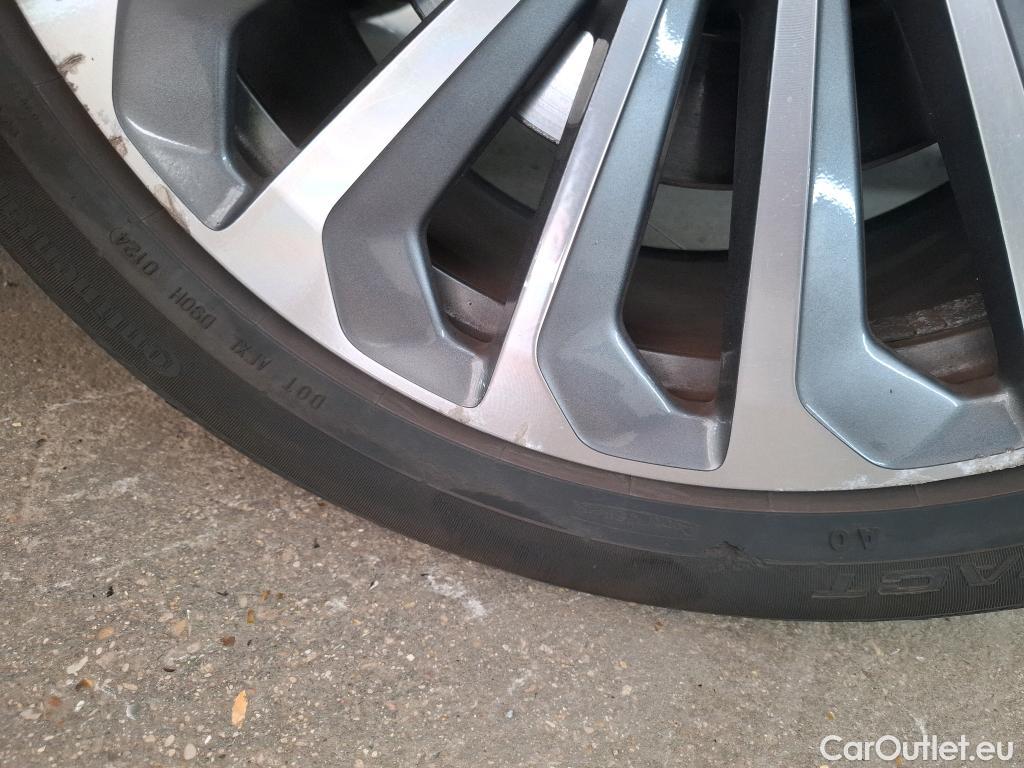  Audi  E-TRON AUDI  Sportback / 2019 / 5P / SUV 55 Quattro Avus #61